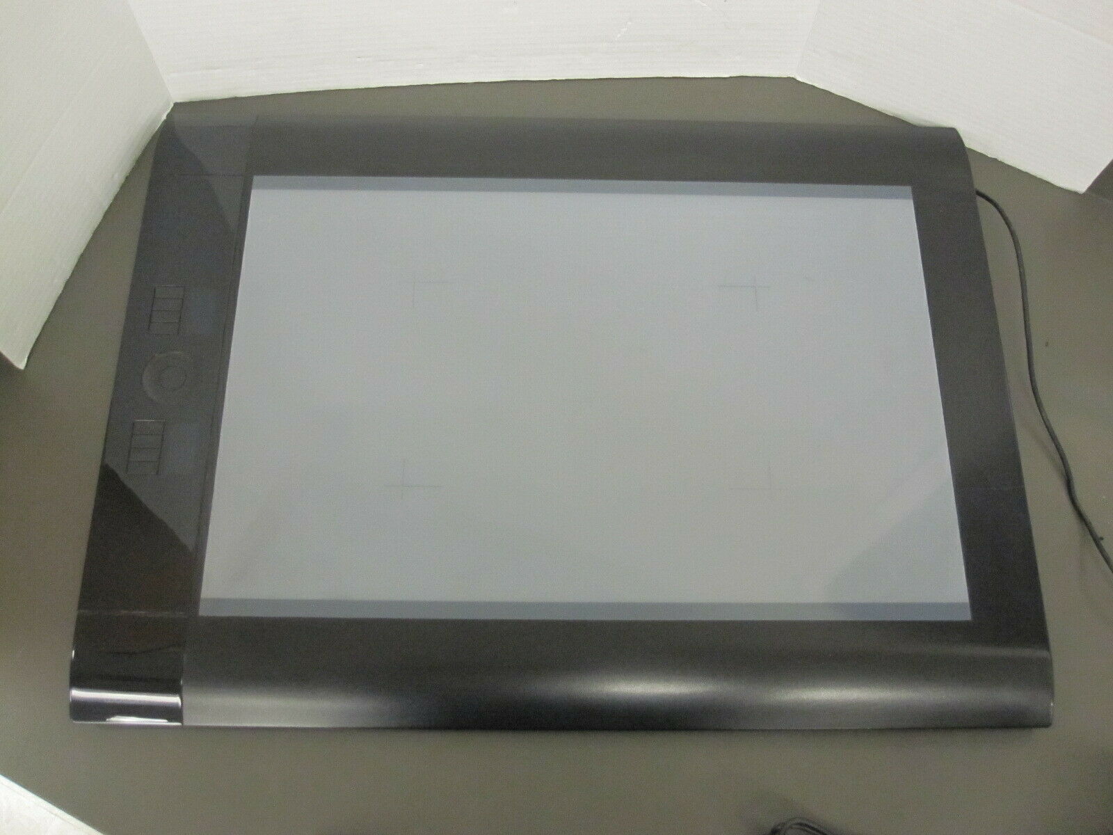 Wacom Intuos 4 XL Graphics / Drawing Tablet (PTK-1240) Manufacturer Refurbished