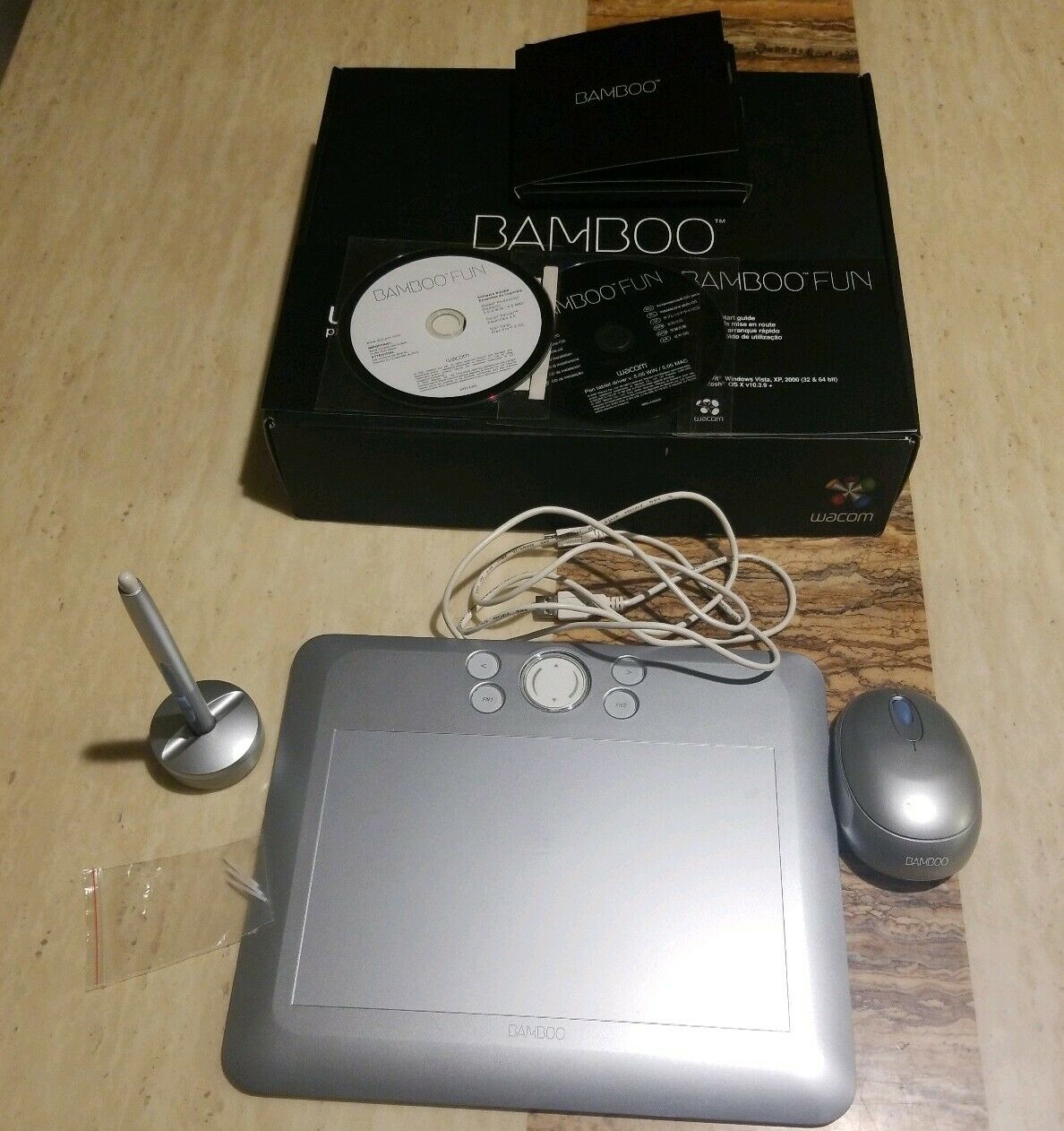 WACOM Bamboo Tablet Fun Mouse, Digitizer- Graphic Drawing Tablet CTE650.
