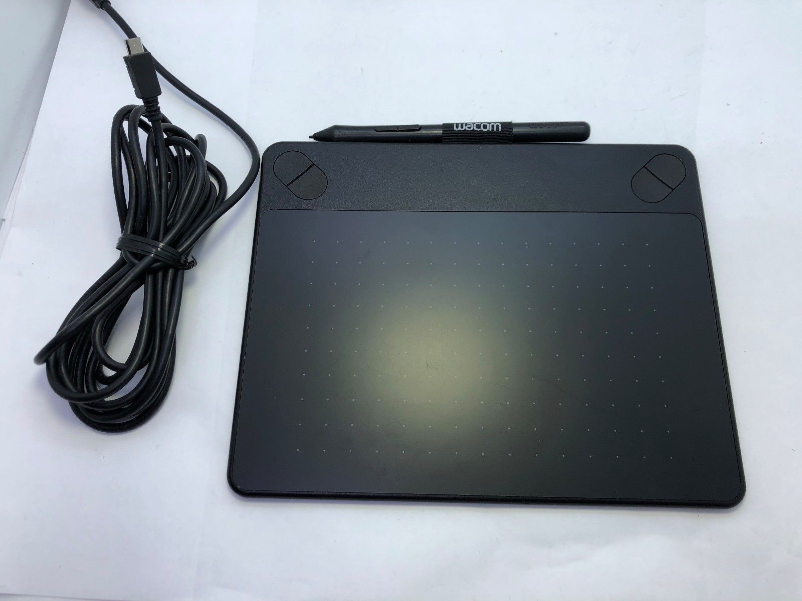 Wacom Intuos Art Pen and Touch digital graphics, drawing & painting (CTH490AK)