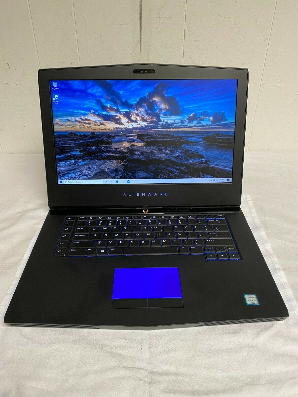 Alienware 15 R3 Gaming Laptop 1TB 8GB Ram i5-6300HQ 2.30GHz