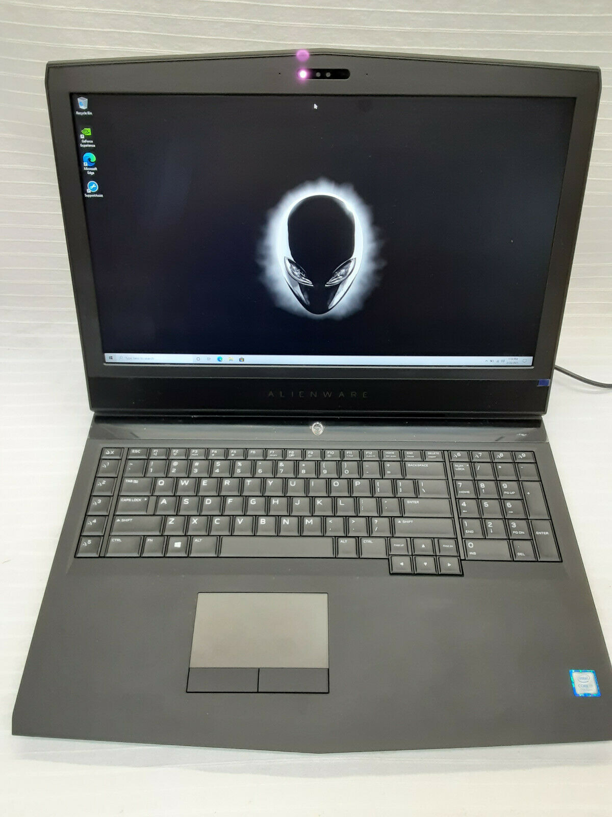 Alienware- P31E, 1TB, 16 Ram, 2.80GHz, Intel Core i7, Win 10 1111221