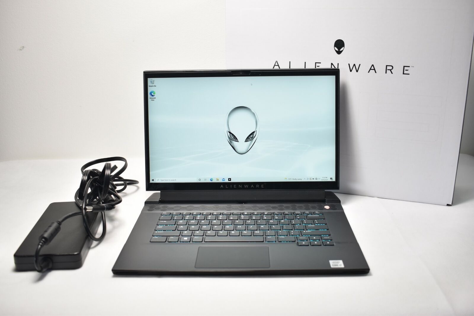 Alienware m15 R3 15.6" i7-10875H 2.3GHz 32GB RAM 1TB SSD NVIDIA RTX 2080