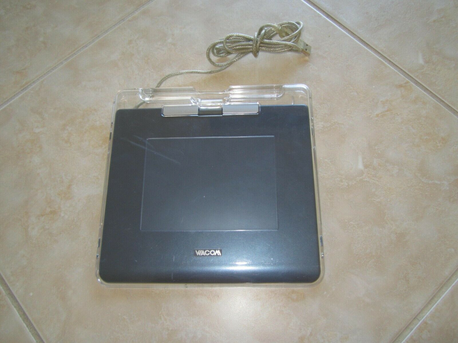 Wacom Graphire 4 CTE-440 Blue USB Drawing Graphics Tablet NoPen NoMouse - WORKS!